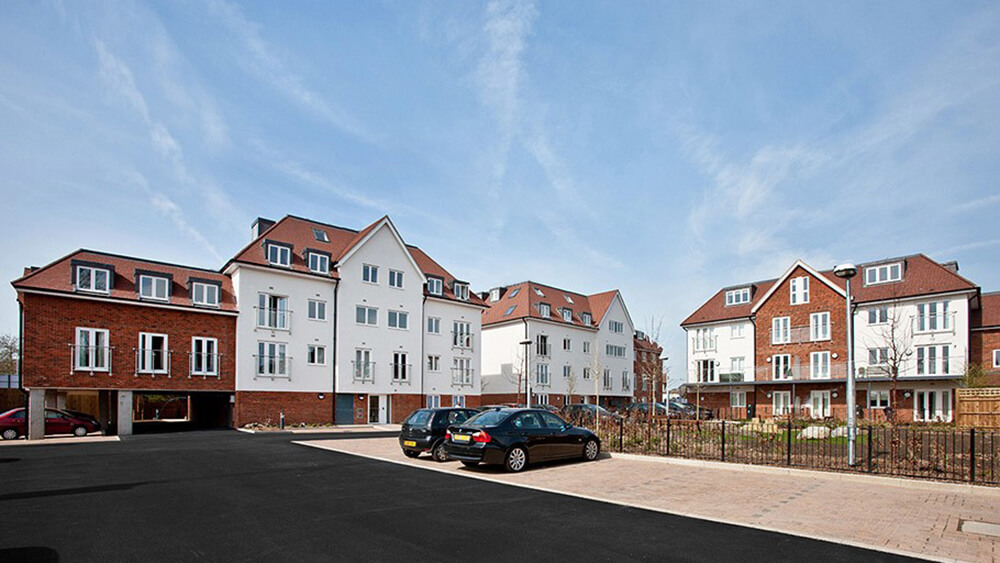 Lyon Court